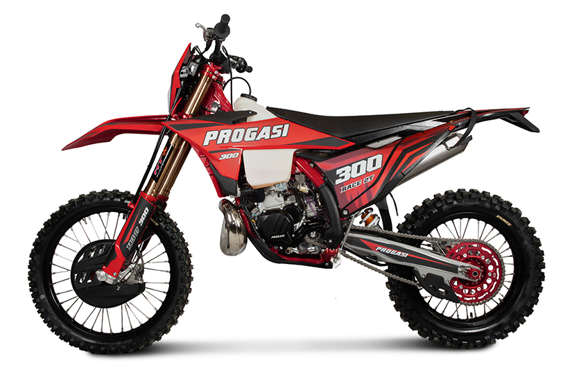 race_300_2t_red_02 1